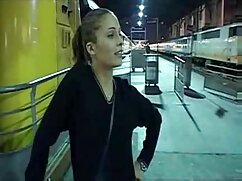 Ado mignonne et douce frappé dur porneau video